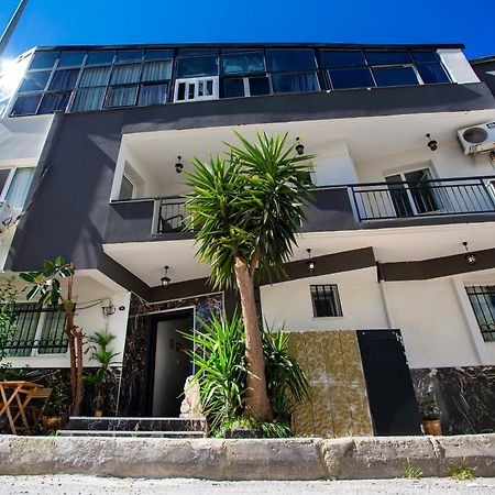 8 Rooms House Balçova エクステリア 写真