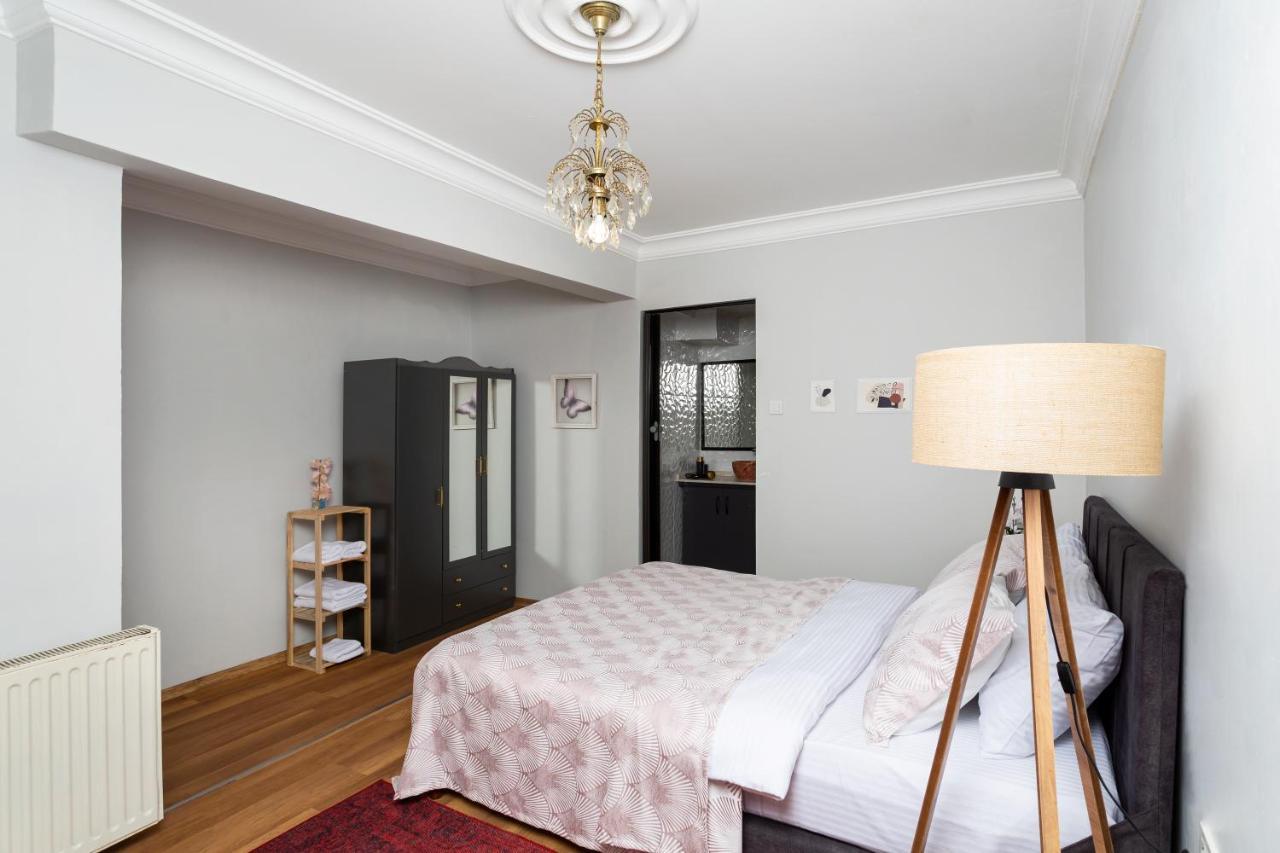 8 Rooms House Balçova エクステリア 写真